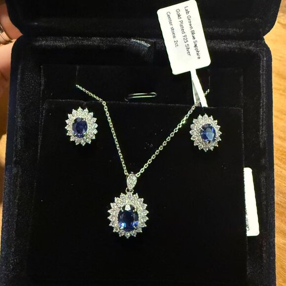 Gem Up LA: Future-Forward Lab Grown Blue Sapphire Set | Necklace + Earrings - Picture 2 of 6